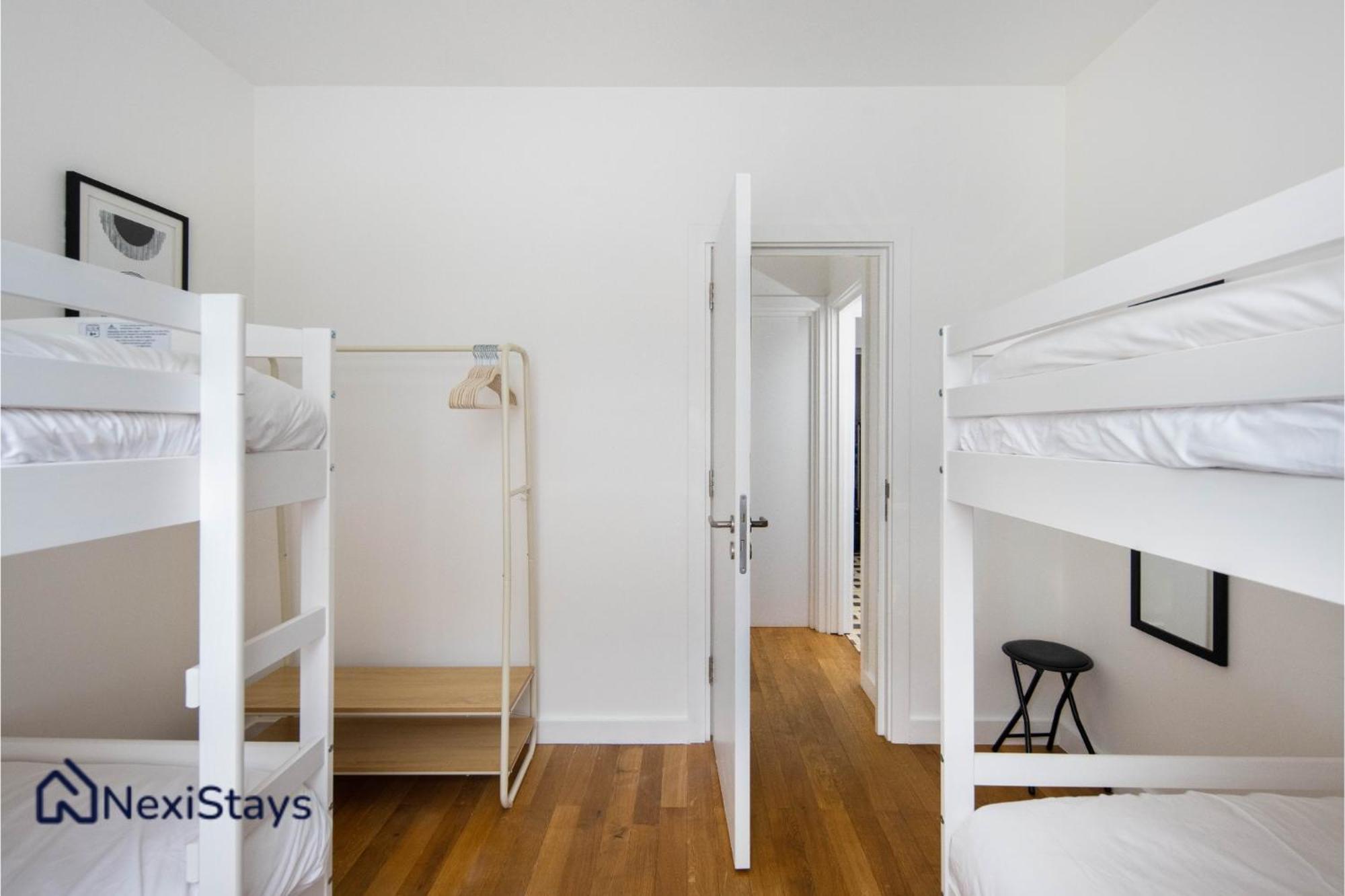 1 Min Walk To Euston Station, Modern Townhouse *